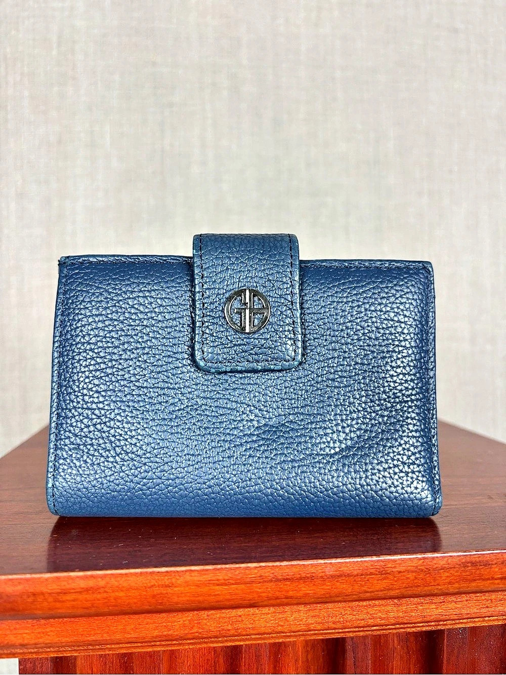 Giani Bernini Blue Pebbled Leather Wallet Snap Tab ID Window Kiss Lock Coin Purs